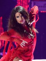 Selena Gomez Performing