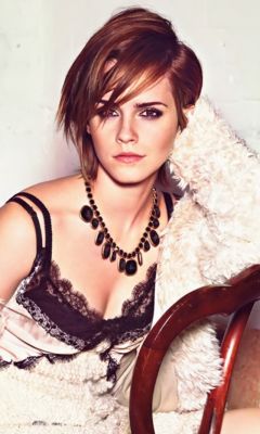 Glamourous-Style-Of-Emma-Watson