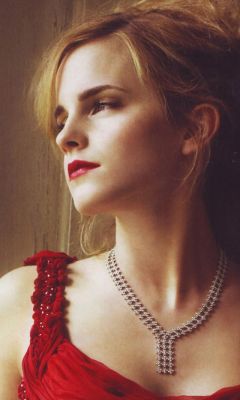 Emma-Watson-In-Red-Dress