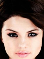 Selena-Gomez-Portrait