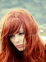 Gorgeous-Red-Hair-Girl-With-Green-Eyes