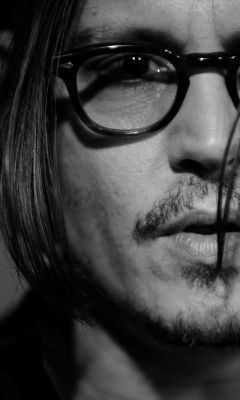 Johnny-Depp-Black-And-White-Portrait