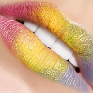 Rainbow Lipstick     X