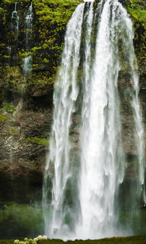 waterfalls during day wallpaper